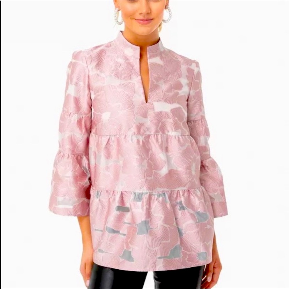 Tuckernuck top